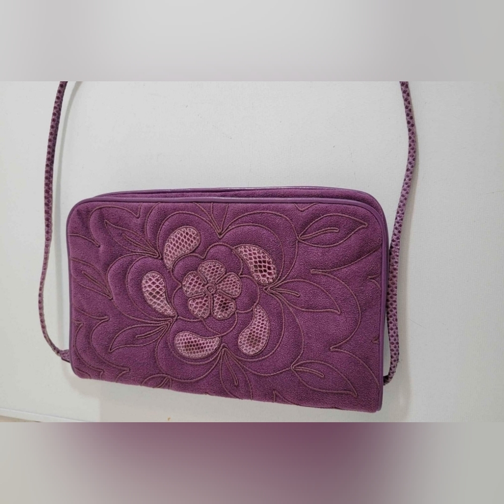 Vintage #FinesselaModel #NewYork #shoulderbag